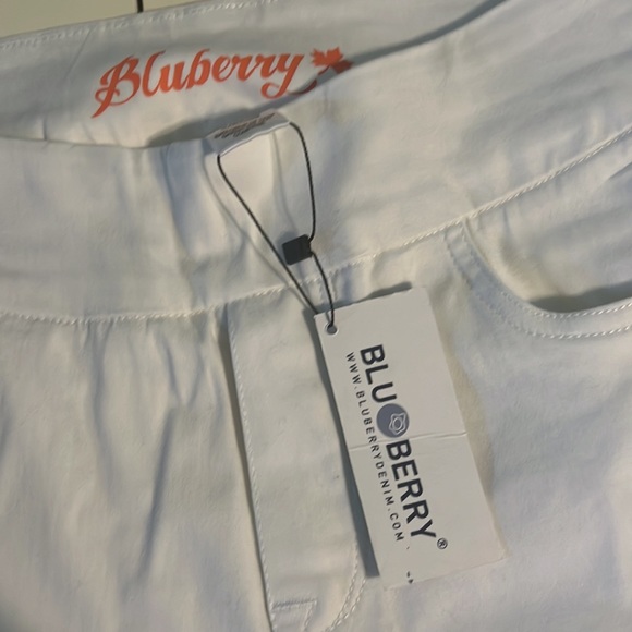 Elastic waistband by Blueberry Denim - Picture 4 of 7